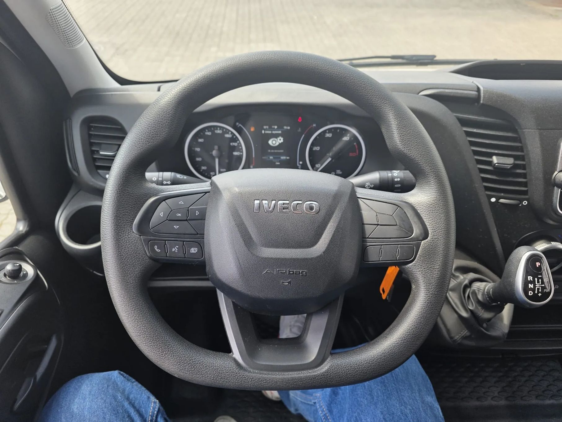 Iveco 35S16A8V Automat Maxi Bagażnik Dachowy  Dealer Iveco Z gwarancją do 3 lat ! Furgon Blaszak Max