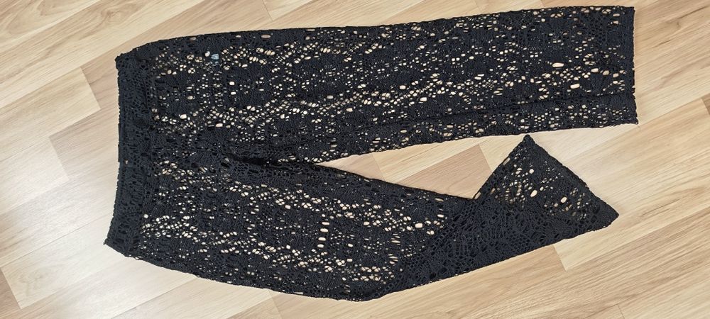 Spodnie ażurowe z koronki (M)
