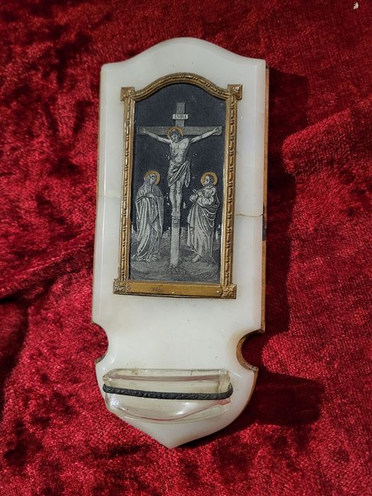 Zabytkowa Onyks kropielnica onyksowa Golgota