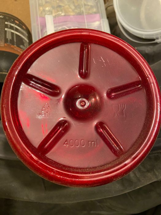 Frascos Proteina Whey vazios para arrumação