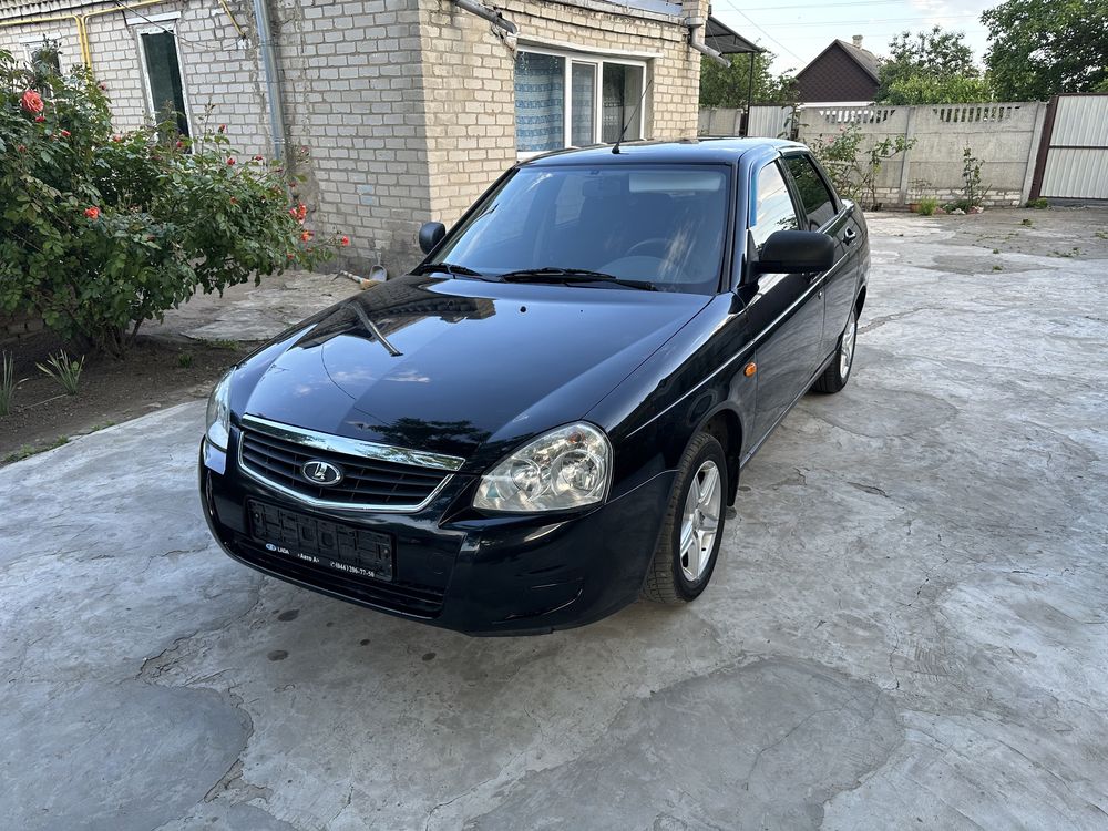 Продам LADA Priora 2013