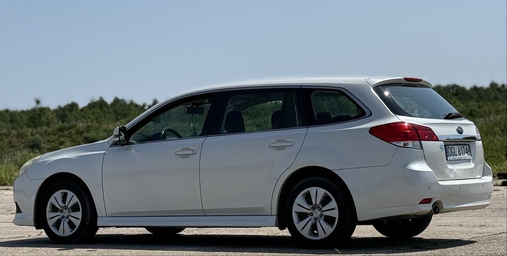 Subaru Legacy 2.0D, Napęd 4x4, Niski przebieg, Bezwypadkowa.