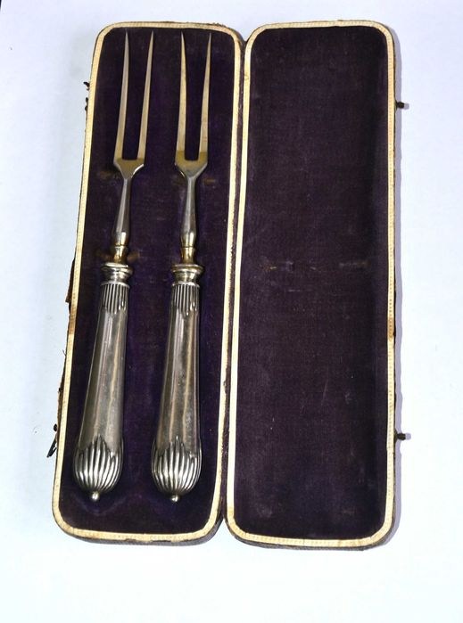 2 Garfos Antigos em Prata, 75g