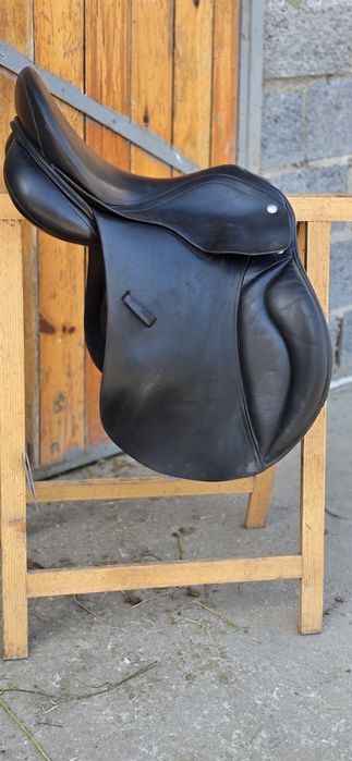 Sprzedam Siodlo Daw Mag Hubert Standard 17 cali czarny