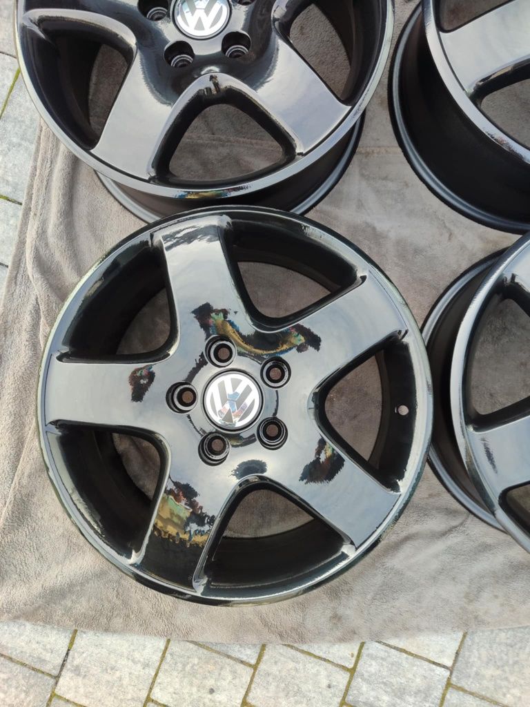 Felgi aluminiowe R17 5x120 VW Busy T5 T6 7J Et 55 super stan