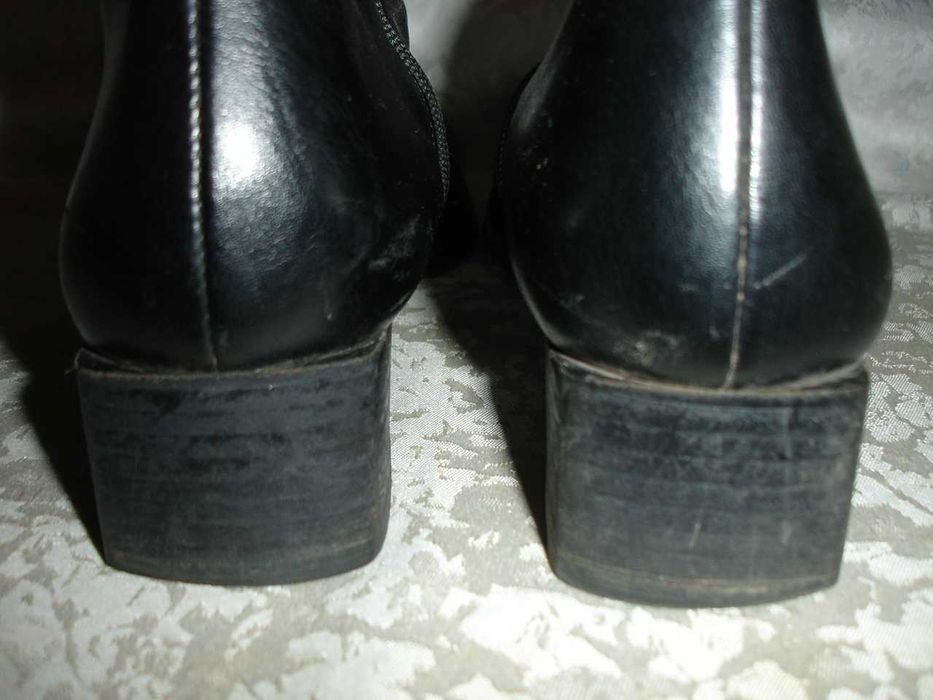 Полусапожки/ПІВЧОБОТИ розміру 6 1/2. ЧОРНІ. Paul Green. Австрія.