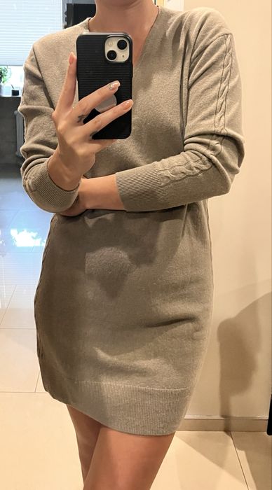 Sukienka z wełny z dodatkiem kaszmiru