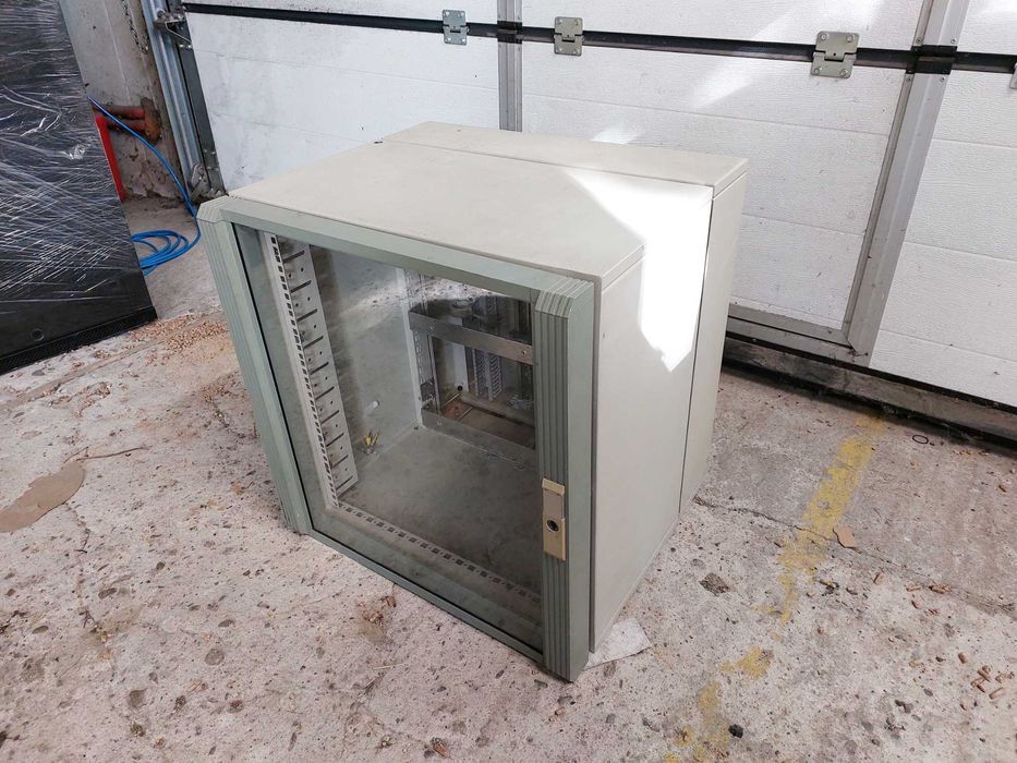 Szafa rack 19" teleinformatyczna sterownicza 61cm x 60cm x 50cm