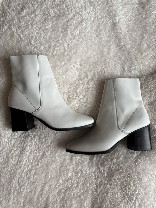 Шкіряні черивики. Зовні і в середені шкіра. 39 розмір.