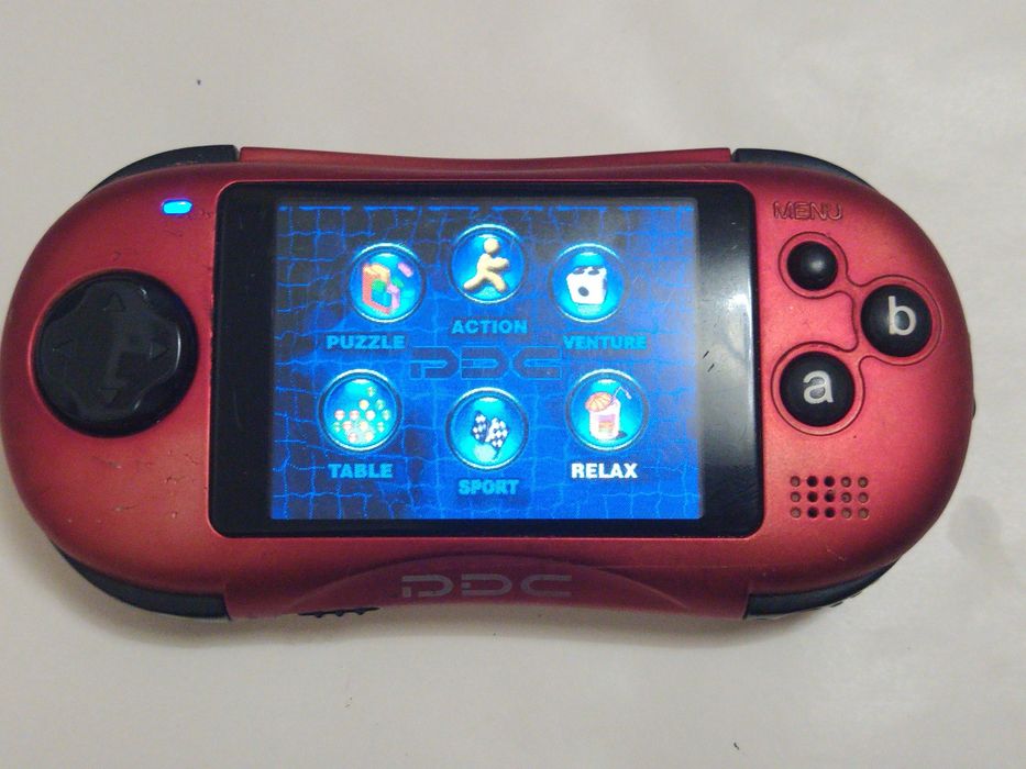 Consola Portátil PDC com 100 jogos