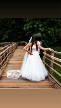 Suknia ślubna  ksiezniczka tiulowa  princessa 38 biała z aplikacjami