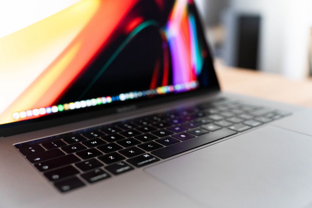 Macbook Pro 15,4" 2019 i9/16/512