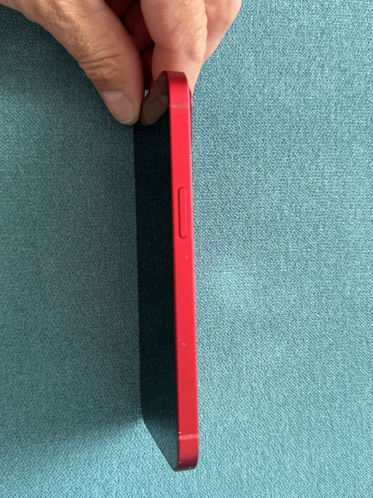 Iphone 13 256gb w bardzo dobrym stanie
