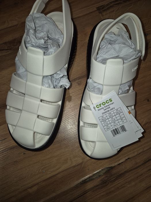 Сандалі crocs жіночі