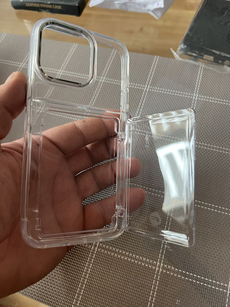 Etui do iPhone 15 Pro Max z kieszonką na dokumentu