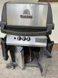 Oddam uszkodzony grill broil king
