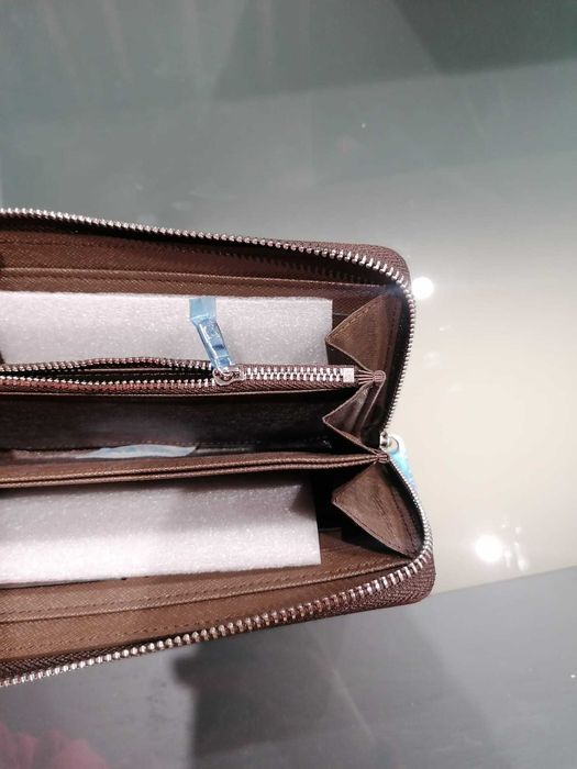 Carteira Louis Vuitton Zippy