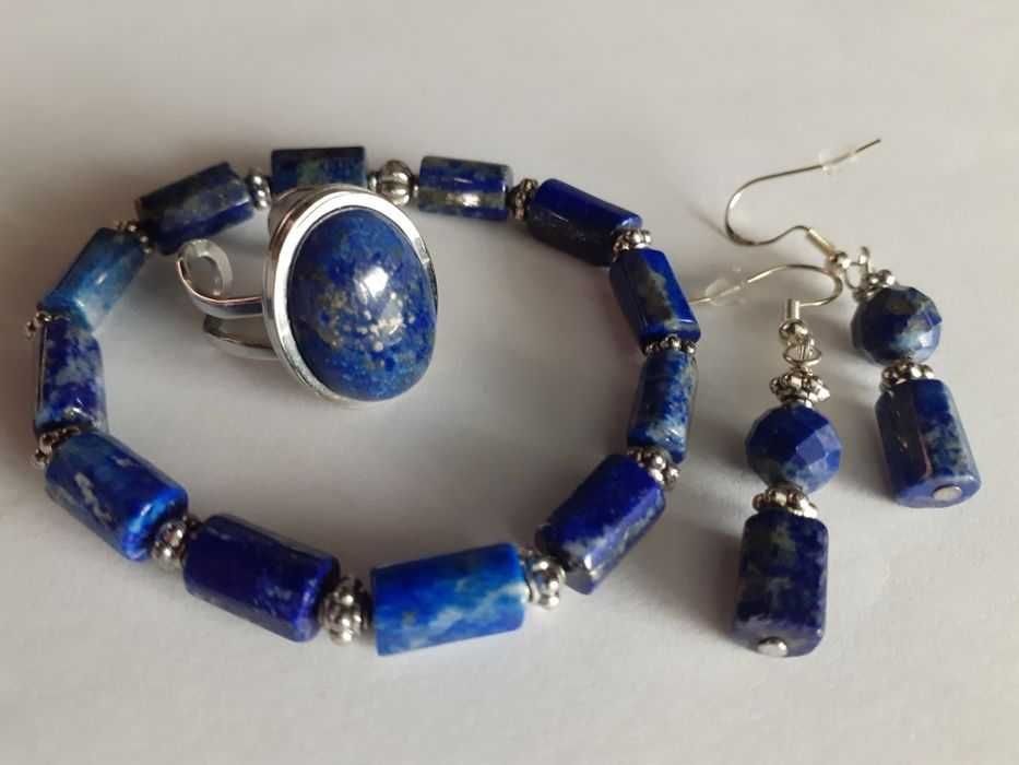 Komplet biżuterii z lapis lazuli - bransoletka kolczyki pierścionek