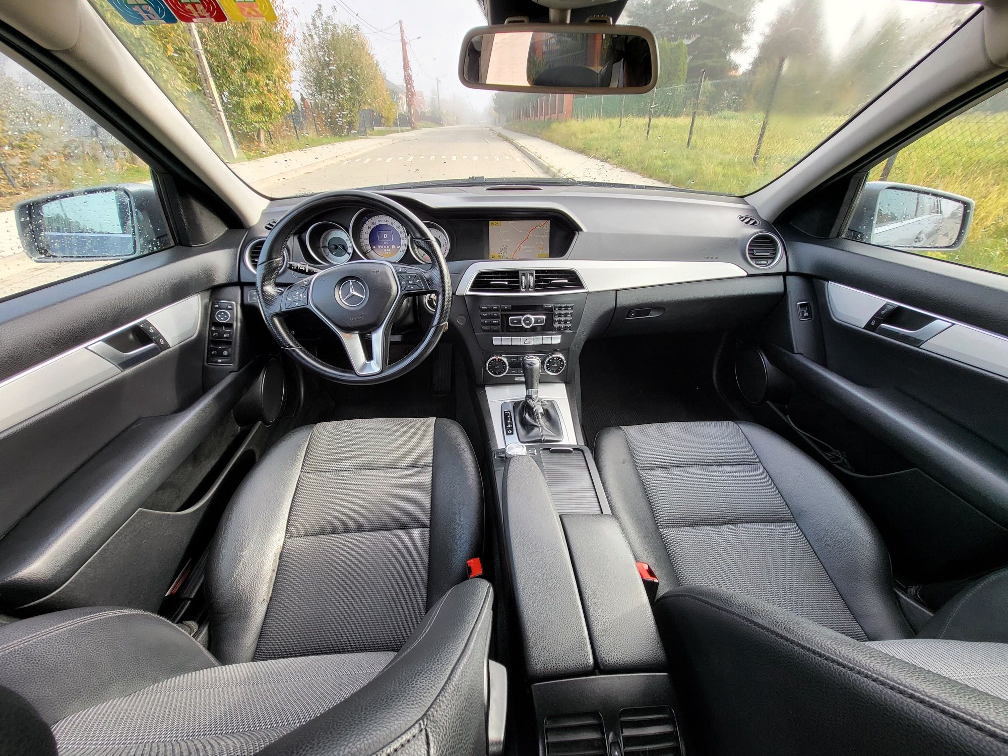 Mercedes-Benz C220CDI BluEFFICIENCY Avantgard