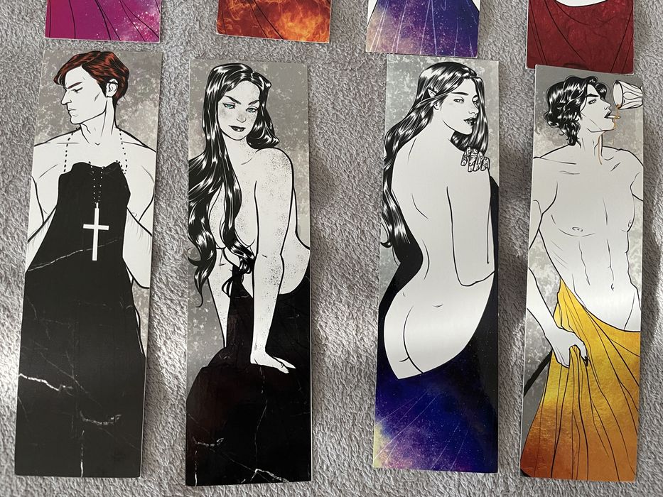 Продам книжкову закладинку