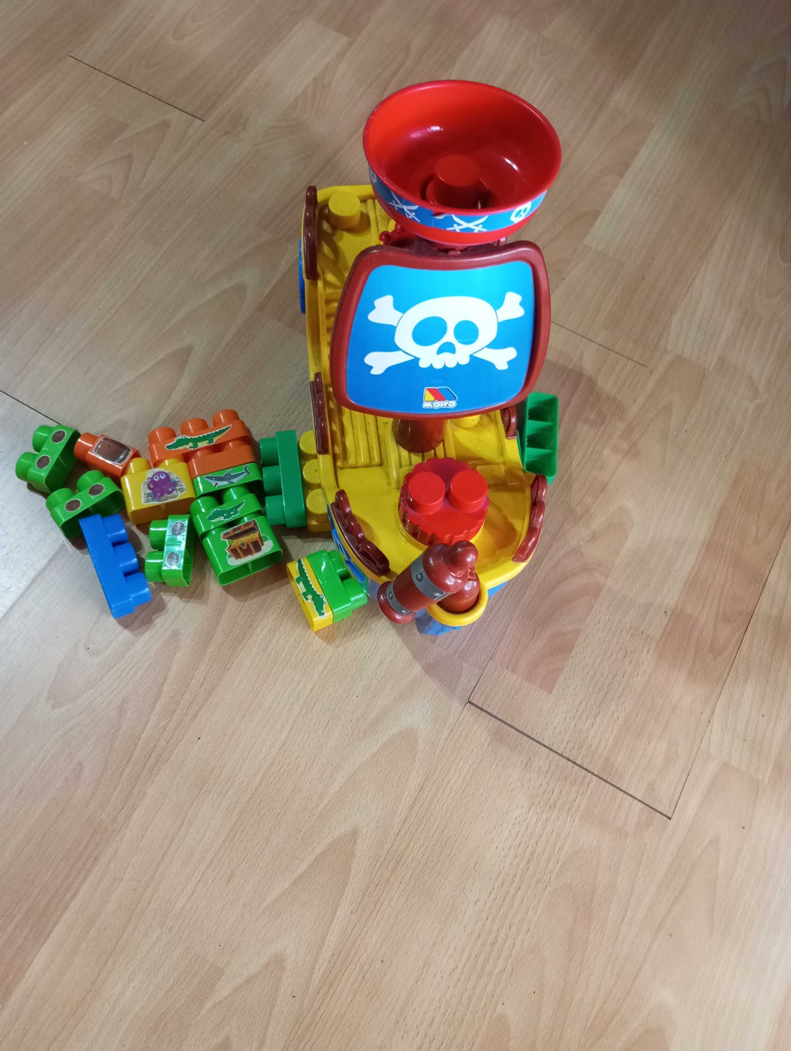 Brinquedos bebé/criança