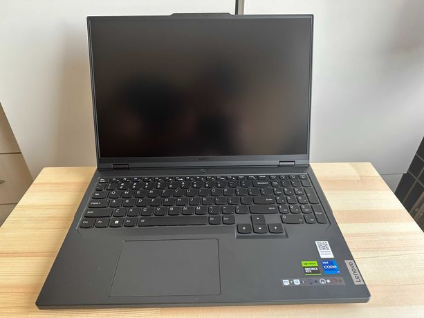 Lenovo Legion Pro 5 16IRX8