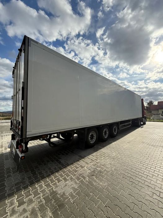 Schmitz Cargobull SKO 24L  Naczepa Chłodnia  – Multitemperatura, ROK 2010