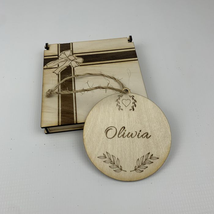 Drewniana bombka z imieniem + pudełko upominek prezent