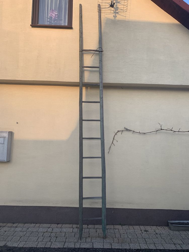 Drabina drewniana 450cm metalowe wzmocnienia