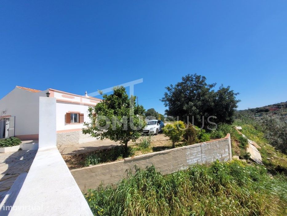 Moradia T3 para arrendamento anual