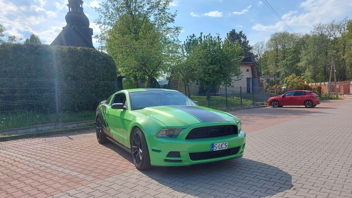 Mustang 3.7 Doinwestowany Fotele RECARO itp