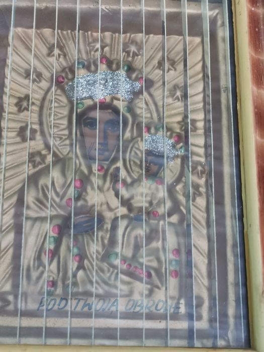 Trójwymiarowy obraz religijny z Częstochowy.