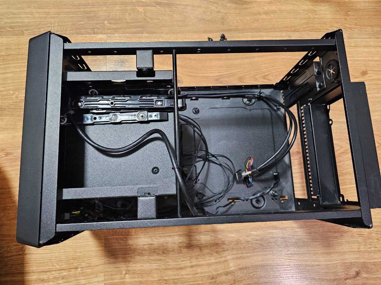 Корпус ПК - Cooler Master Elite 120