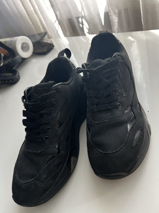 Sneakersy LIU JO jak NOWE, czarne rozmiar 39