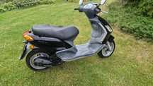 Skuter Piaggio fly 125 cm