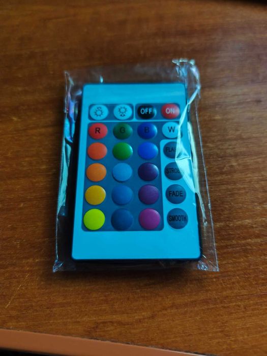 Нічник Куб з 16 змінними кольорами RGB з пультом