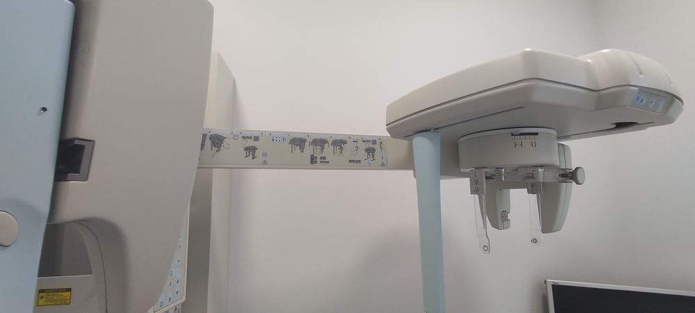PARA PEÇAS - Ortopantomografo com tele GENDEX 9200