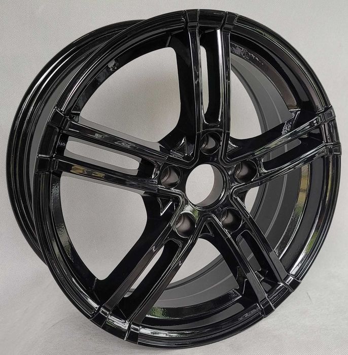 Felgi malow. 16 5x114,3 Kia Ceed Hyundai i30 Duster Auris Megane SX4