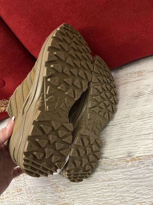 Lowa,Gore-Tex,оригінал,із спорт-матеріалу,розмір 36 1/2,устілка 23,5