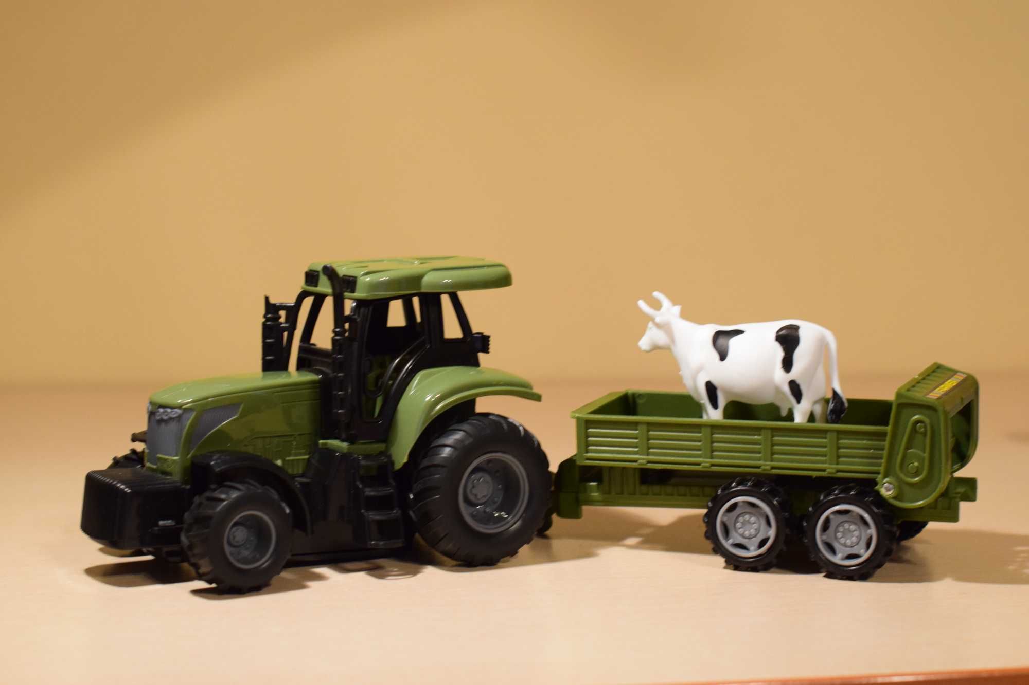 Traktor z przyczepą zdalnie sterowany R/C Farm Tractor 2,3