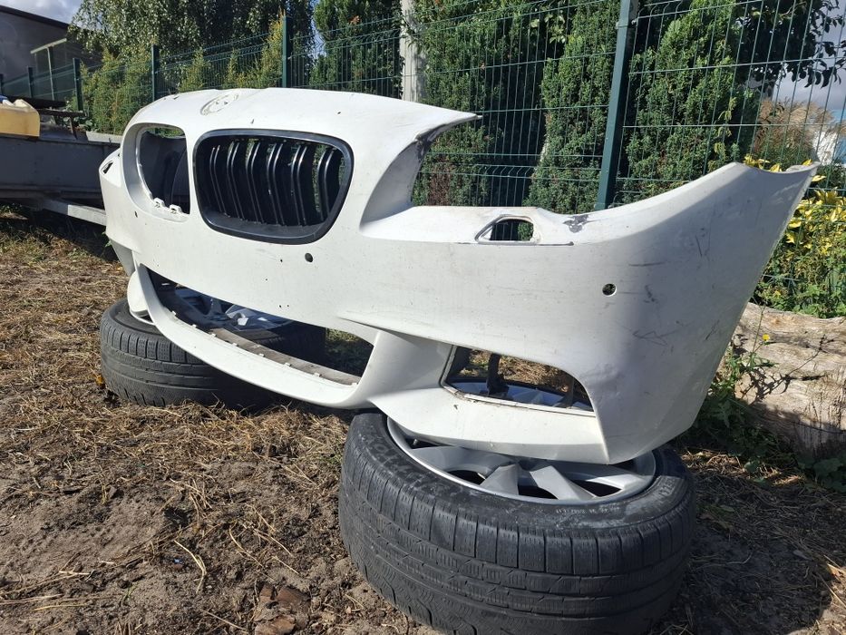 Bmw F10 F11 lift Zderzak Przód M pakiet