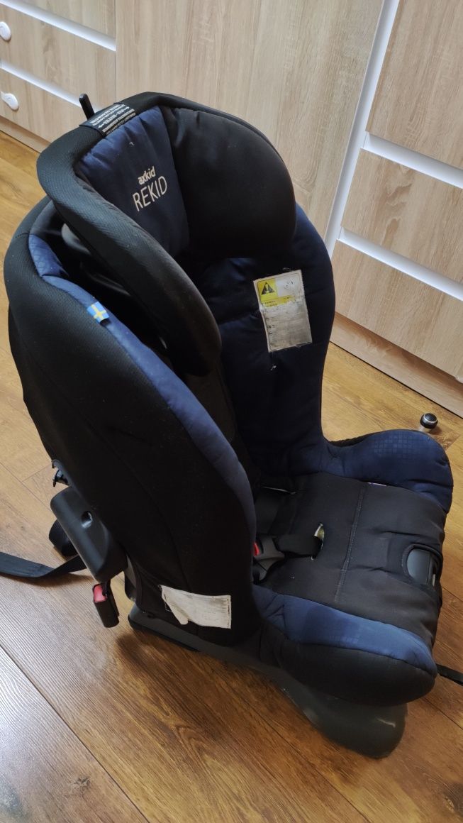 Автокрісло Axkid Rekid 9-25 кг isofix