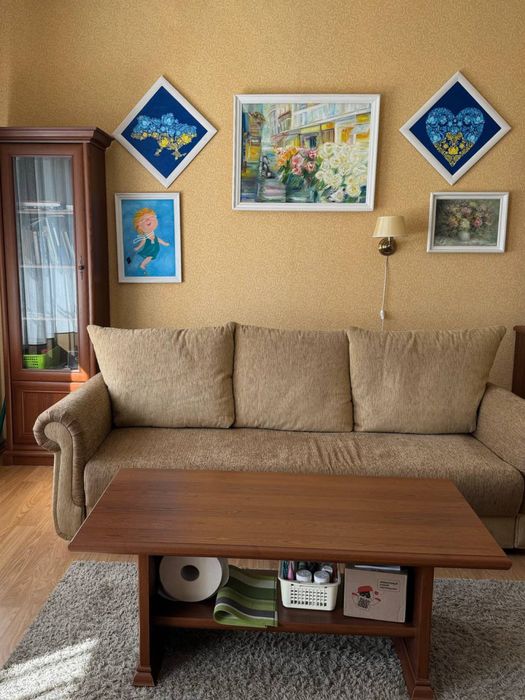 Продам шикарный 2 эт дом  берег реки Новоселовка