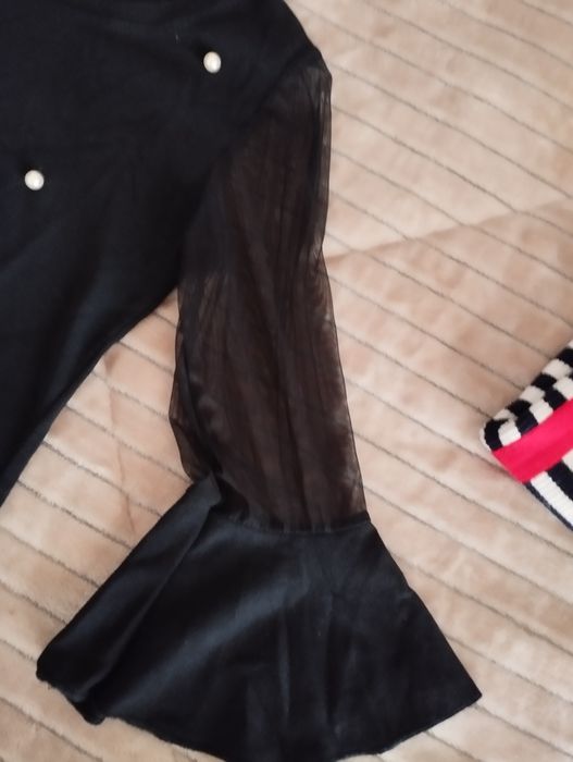 Camisola e blusa como novas