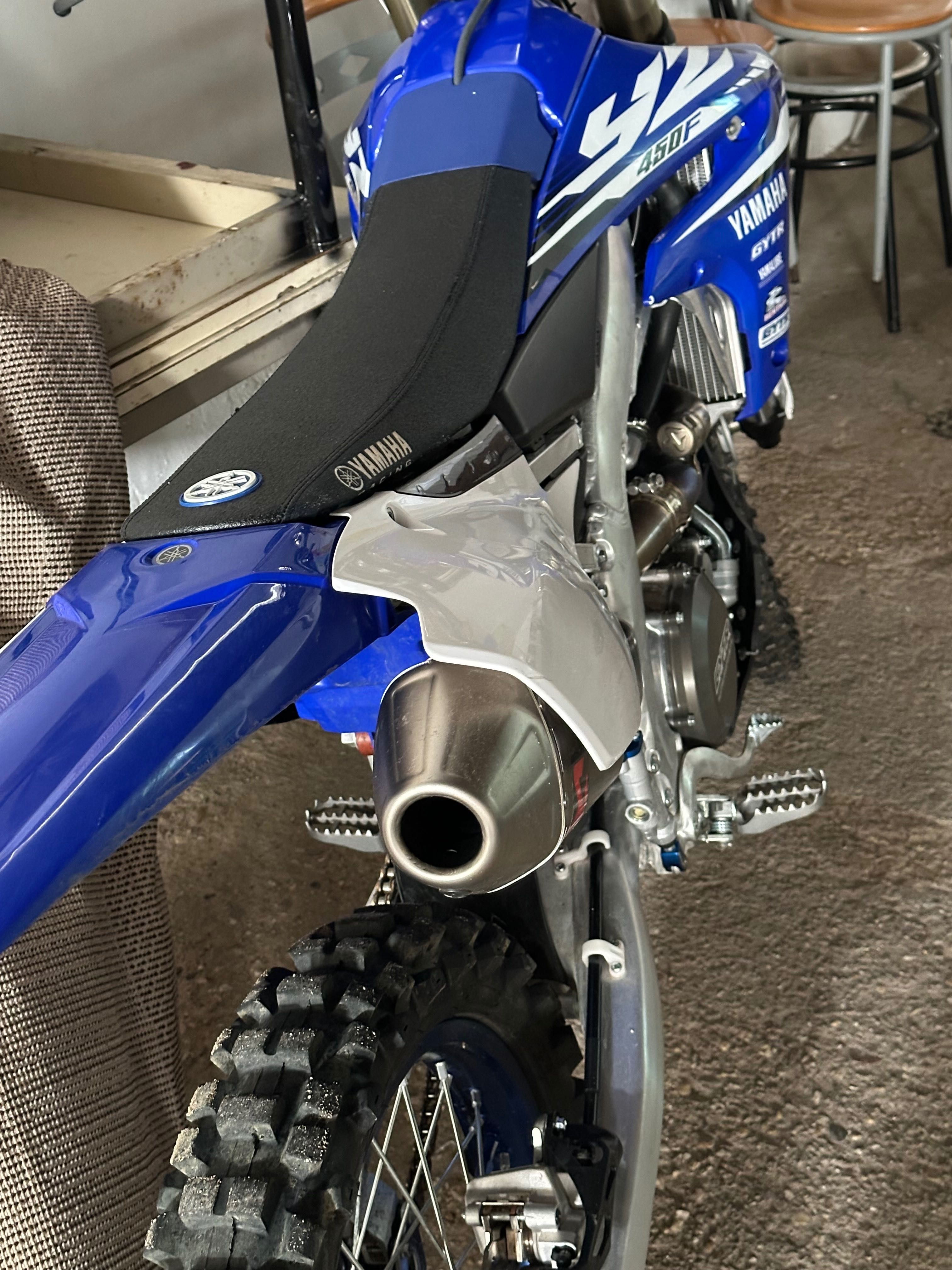 Yhamaha YZ 450F nova