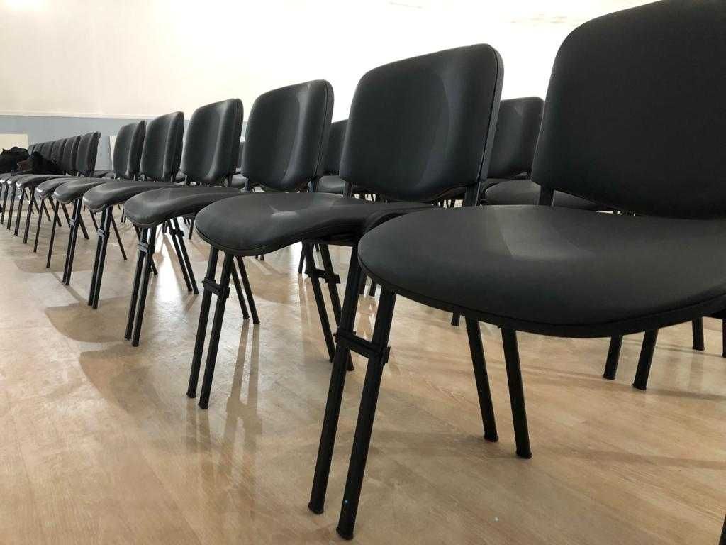 Cadeiras de 4 pés - Visitante