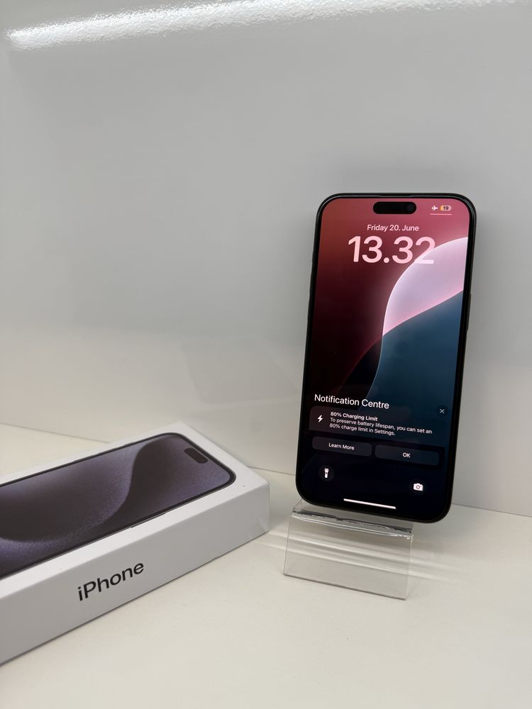 Вживаний Apple iPhone 15 Pro Max 256Gb. ( Black Titanium )