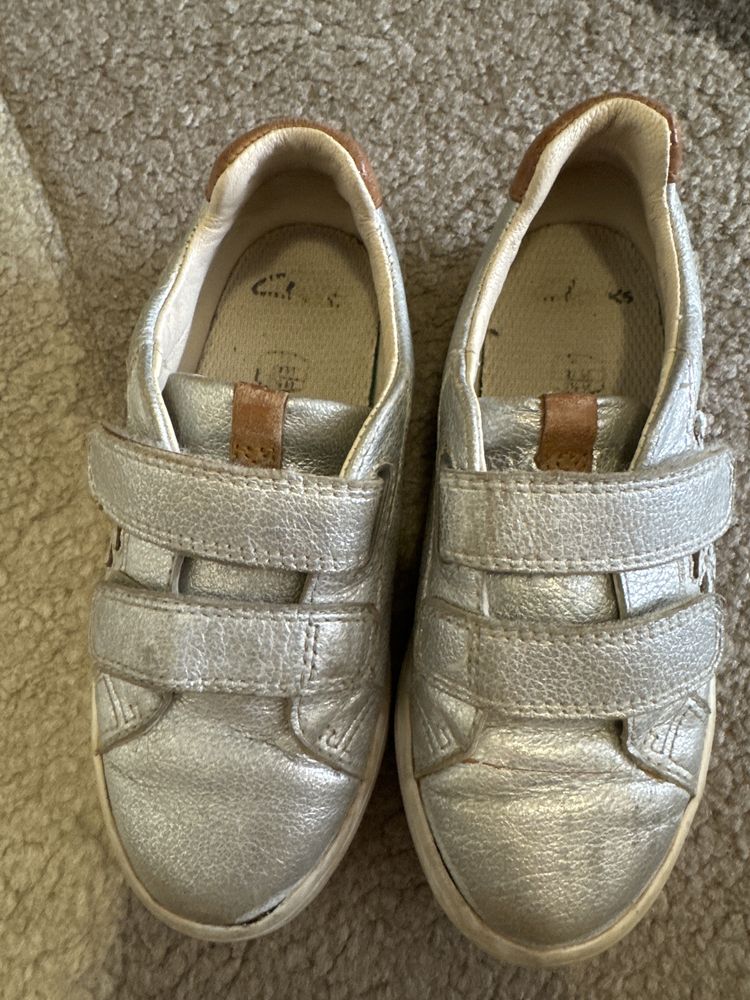 Кросівки кросовки clarks