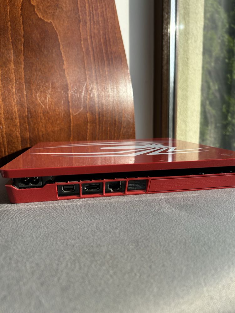 PS4 Konsola Slim Spider Men Limited Edition