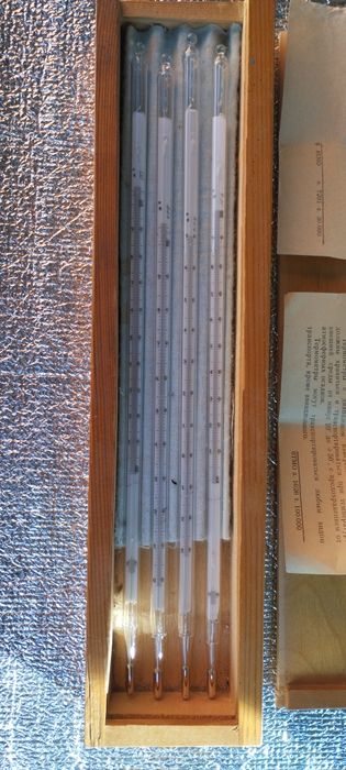 Ртутні лабораторні термометри